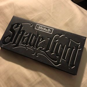 Kat Von D Shade and Light palette